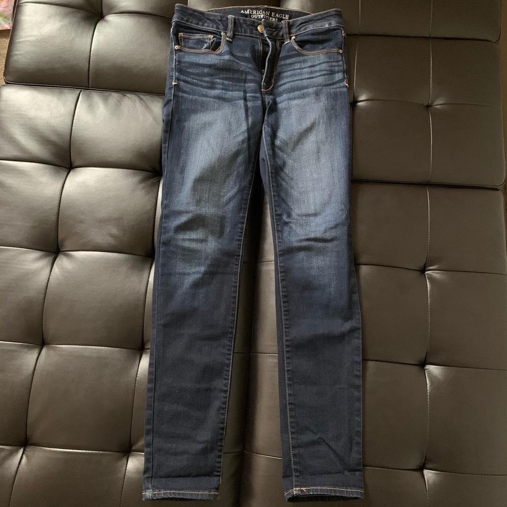 Dark American Eagle Super Stretch Skinny Jeans